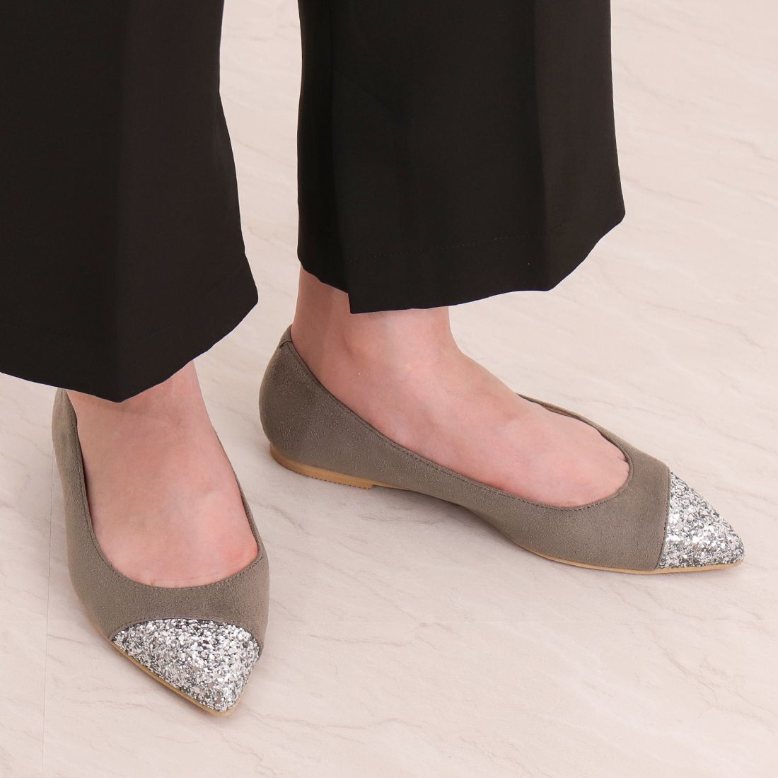 アルテミス バイ ダイアナ artemis by DIANA アニマル柄/グリッターコンビフラットシューズ