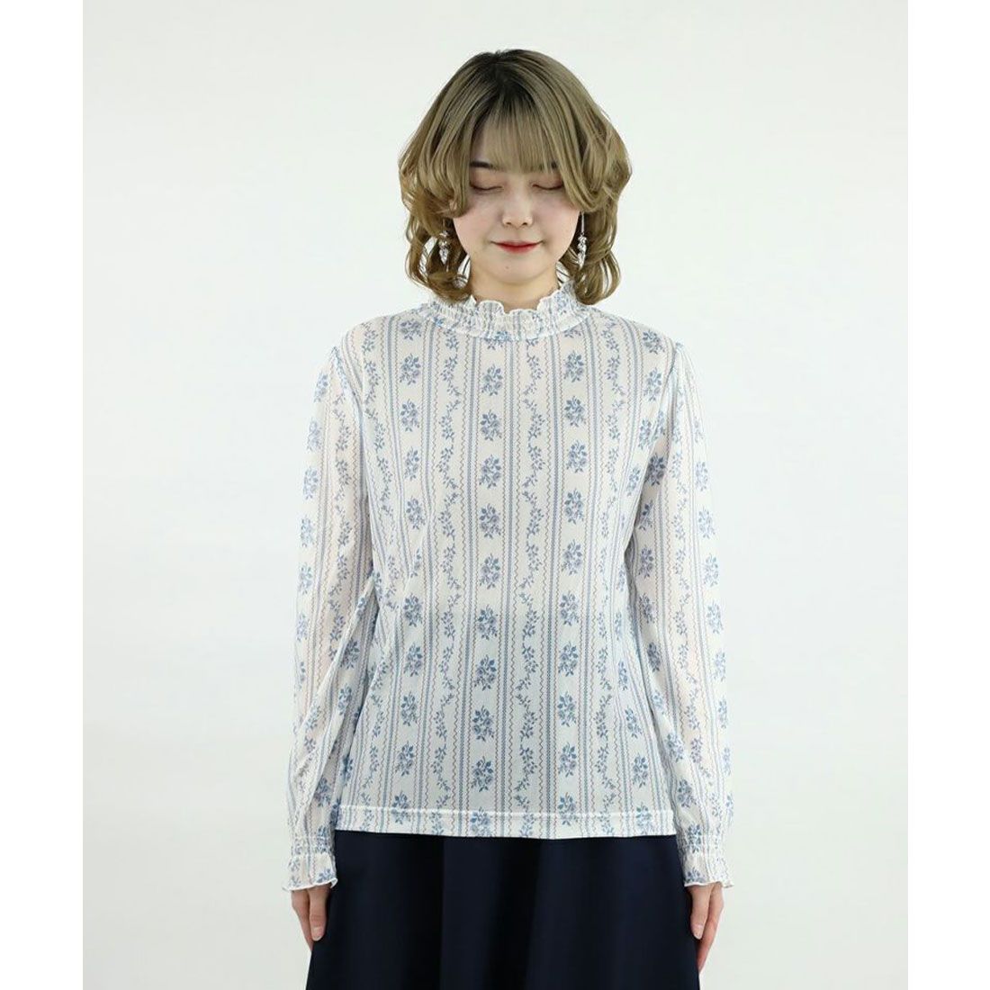 フィント F i.n.t ストライプローズ柄シアートップス【洗える】
