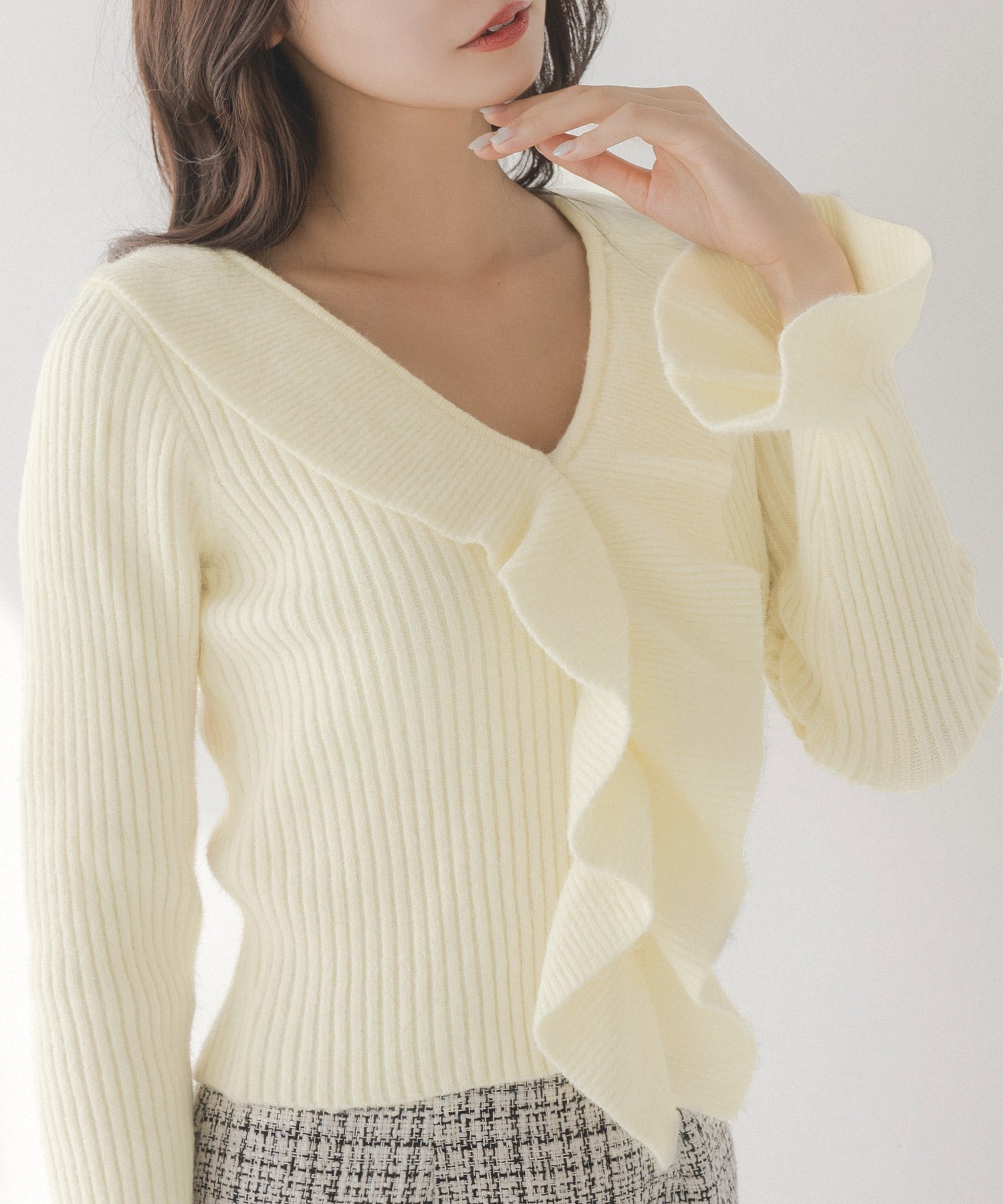 ジュリアブティック JULIA BOUTIQUE フリルデザインニットトップス/23551 （White） ホワイト