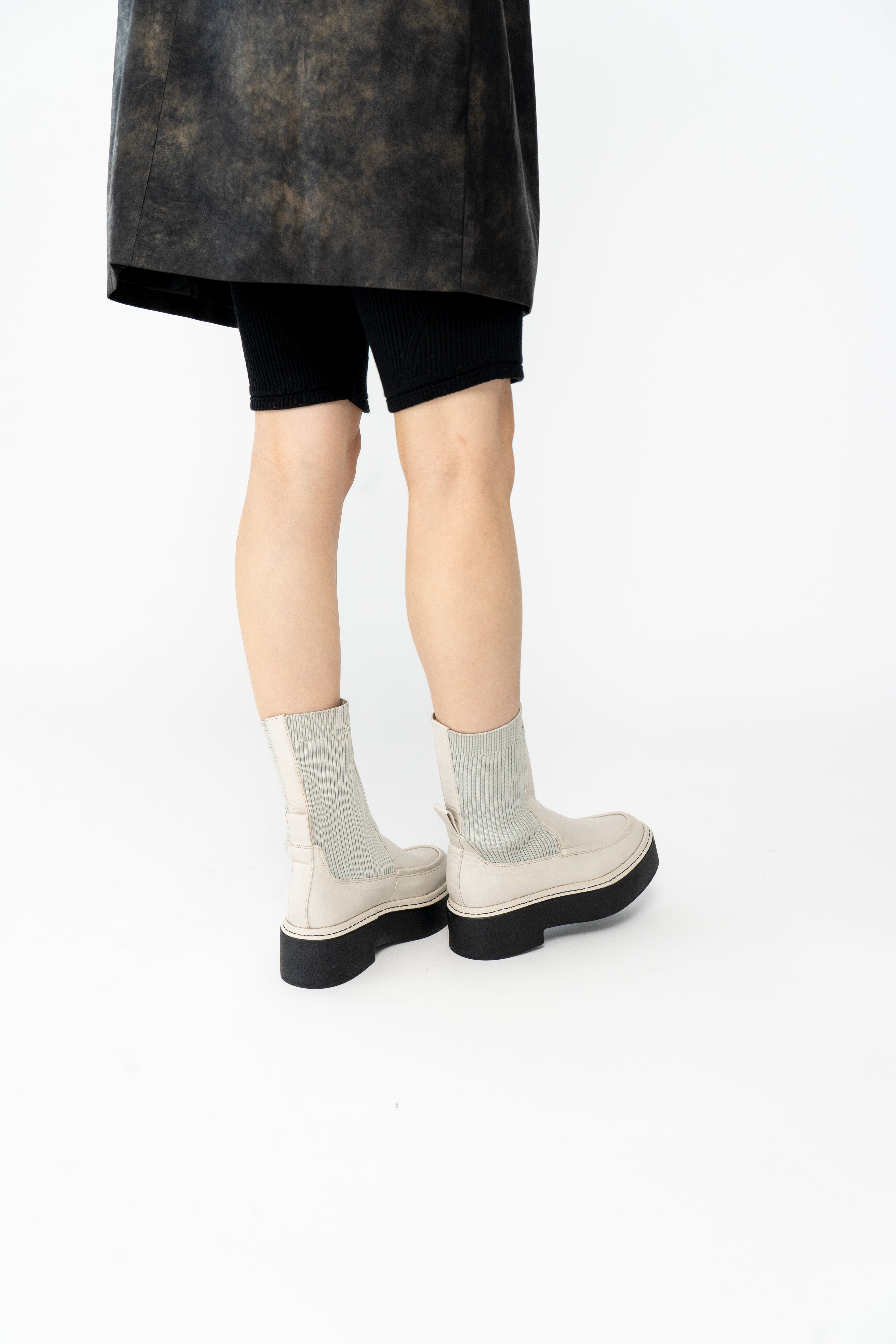 BUENA LEATHER BOOTS （OFF WHITE） OFF WHITE