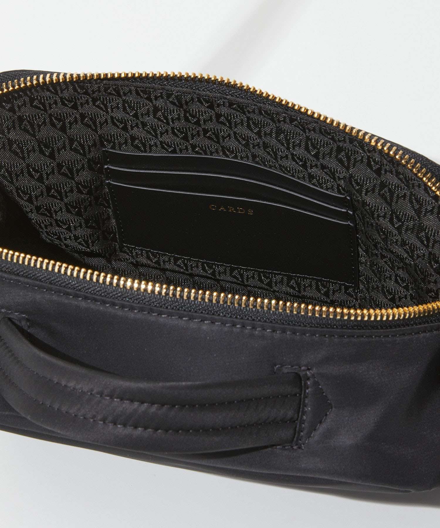 アニヤハインドマーチ Anya Hindmarch 5050925 193542 ショルダーバッグ Crossbody Pouch Eyes in ECONYL regenerated Nylon レディース バッグ アイズ クロスボディ