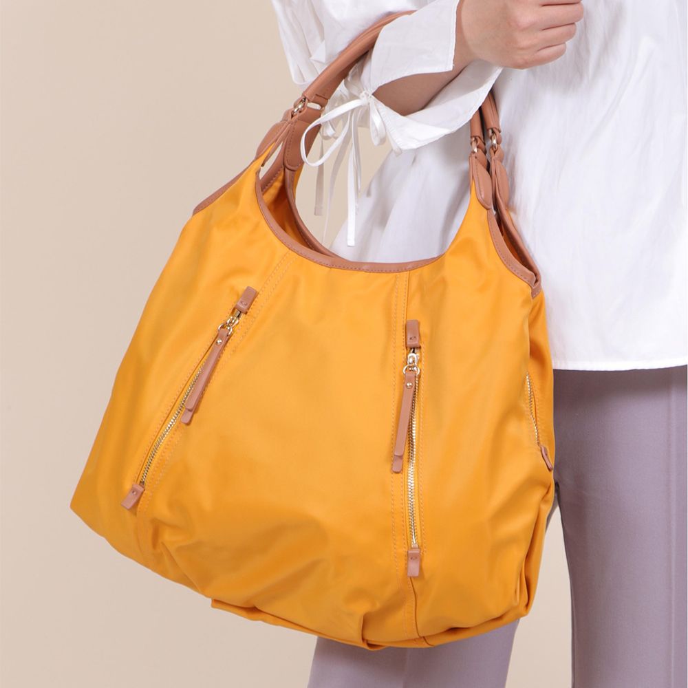 ベース BASE トートバッグ トート ハンドバッグ レディース ナイロン ナイロンバッグ シンプル 軽量 お洒落 女性 鞄 BAG 通勤 通学 三層式 ポケット 大容量 肩掛け ビジネス 手提げ 機能的 お出かけ